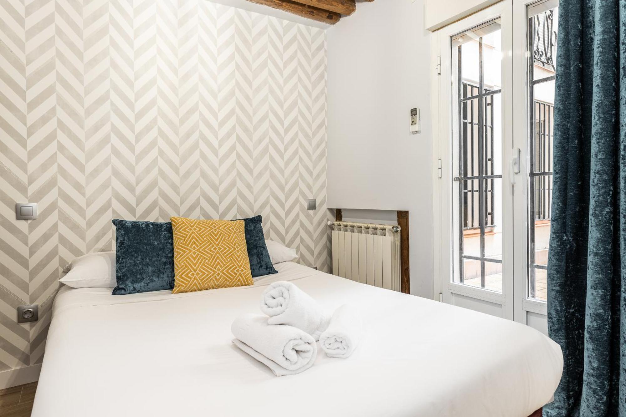 Waou Gran Via V - Alquiler Corta Duracion Apartment Madrid Exterior photo